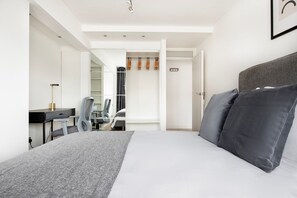 2 chambres, fer et planche Ă repasser, Wi-Fi, draps fournis