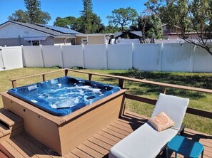 Bain à remous extérieur