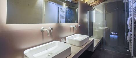 Dusche, Haartrockner