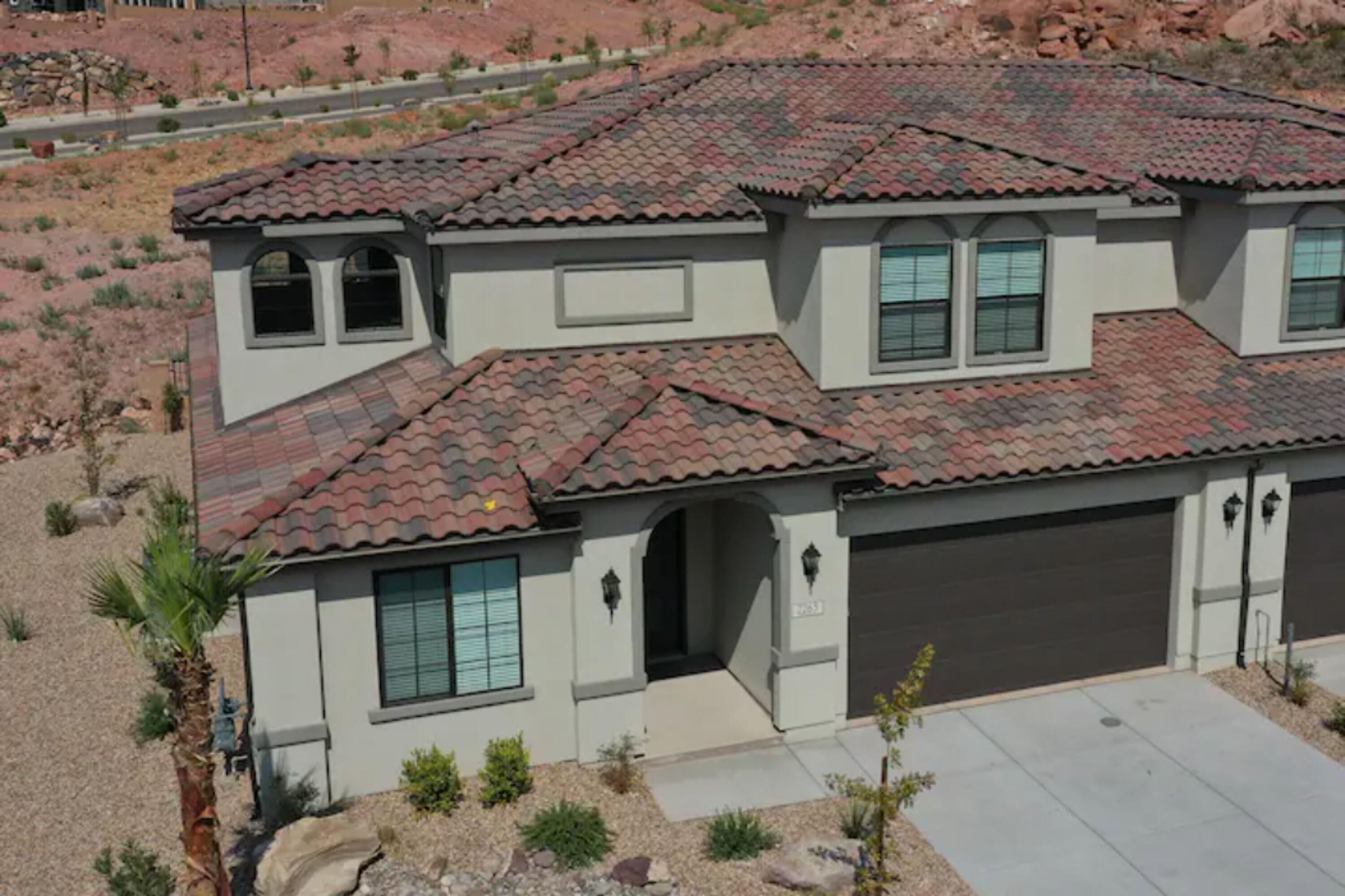 House, 5 Bedrooms | Exterior