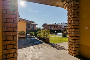 Property grounds - Casa Palmeta - 2 bedrooms apartment with pool (Sirmione)