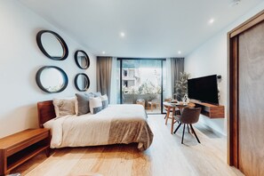 1 soverom, strykejern/-brett, internettilgang og sengetøy