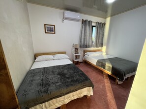 Superior House, 2 Bedrooms | 2 bedrooms, premium bedding, down comforters, bed sheets - Villa gaviotas (Tonalá)