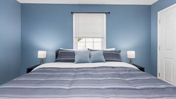 4 bedrooms, iron/ironing board, travel cot, free WiFi