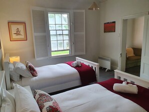 3 Schlafzimmer, Bügeleisen/Bügelbrett, kostenloses WLAN, Bettwäsche