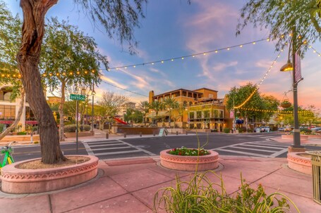The Nines Scottsdale - Image 39
