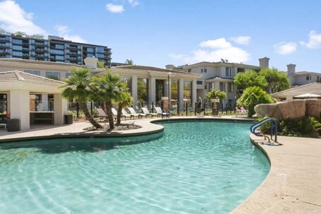The Nines Scottsdale - Image 4