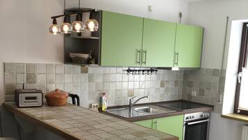 Ofen, Geschirrspüler, Gewürze