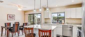 Dog-friendly home with pool, washer/dryer, central AC, dock - snowbird-friendly