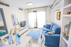 TV - CANCUN Apartment in Salou (Salou)