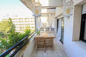 Outdoor dining - CANCUN Apartment in Salou (Salou)