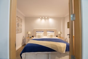 1 chambre, fer et planche Ă repasser, Wi-Fi gratuit, draps fournis