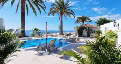 LA FAJANA ,vistas al mar con terraza y jardín priv