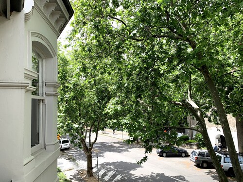 ST KILDA - Grand Mansion