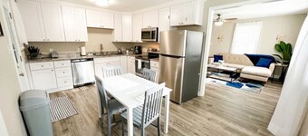 Relaxing family home near Duke-Raleigh Hospital