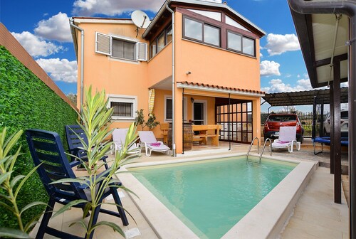 Apartment 2210/60265 (Istria - Fažana), 1000m from the beach