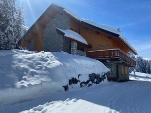 Exterior - Studio in Méribel: Ski-in/ski-out, balcony, Wi-Fi and parking (Méribel)