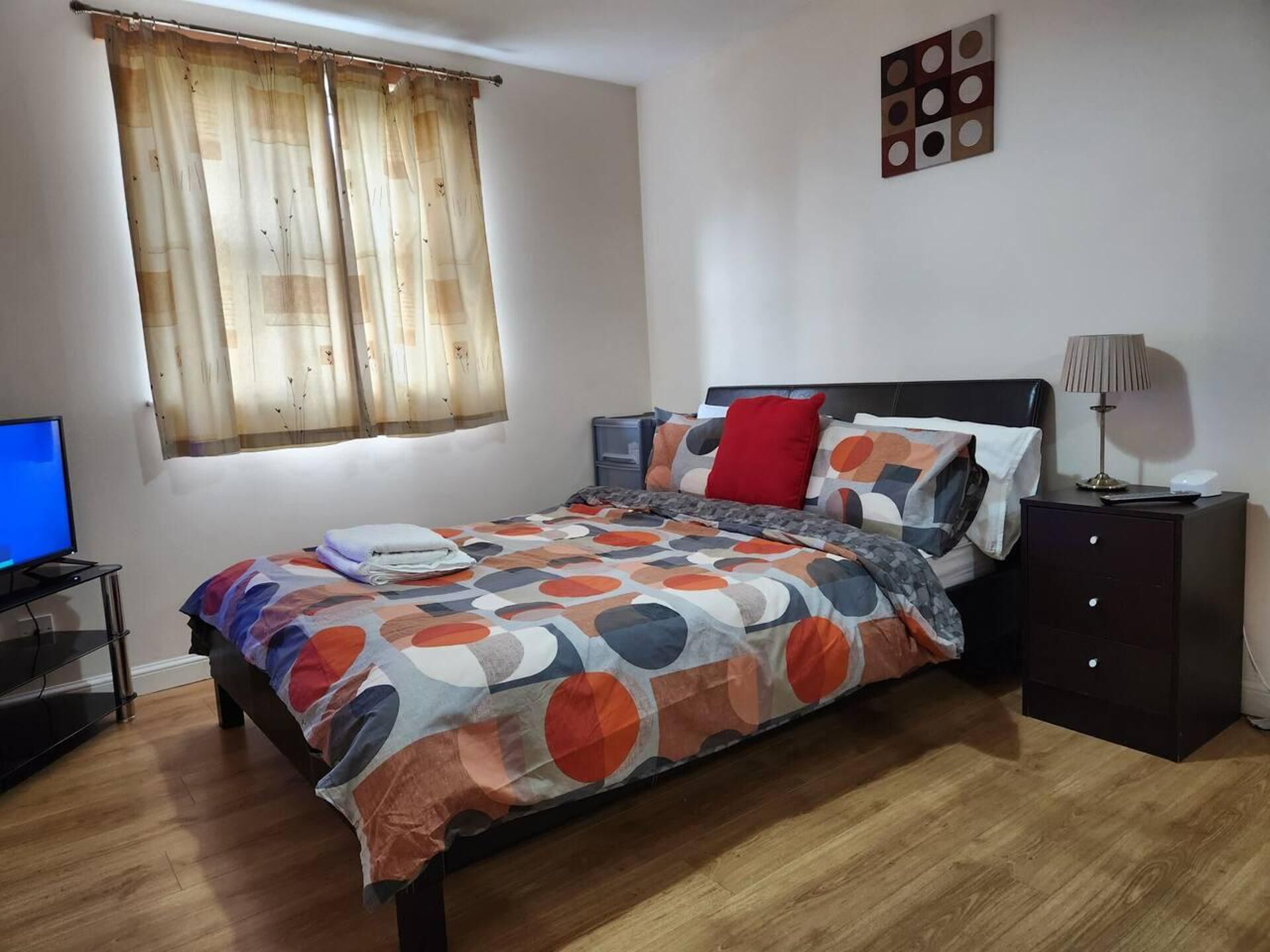 Apartment, 2 Queen Beds | 2 bedrooms, free WiFi, bed sheets