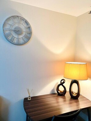 Apartment, 2 Queen Beds | 2 bedrooms, free WiFi, bed sheets