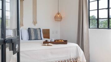 7 bedrooms, in-room safe, free WiFi, bed sheets