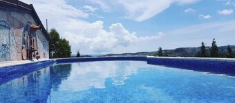 New Private Swimming pool and hot tub Villa