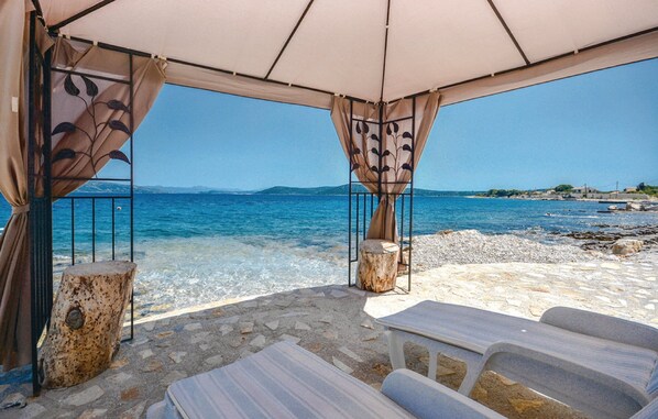 Villa (Five Bedroom Villa with Swimming Pool) | Playa | Playa en los alrededores