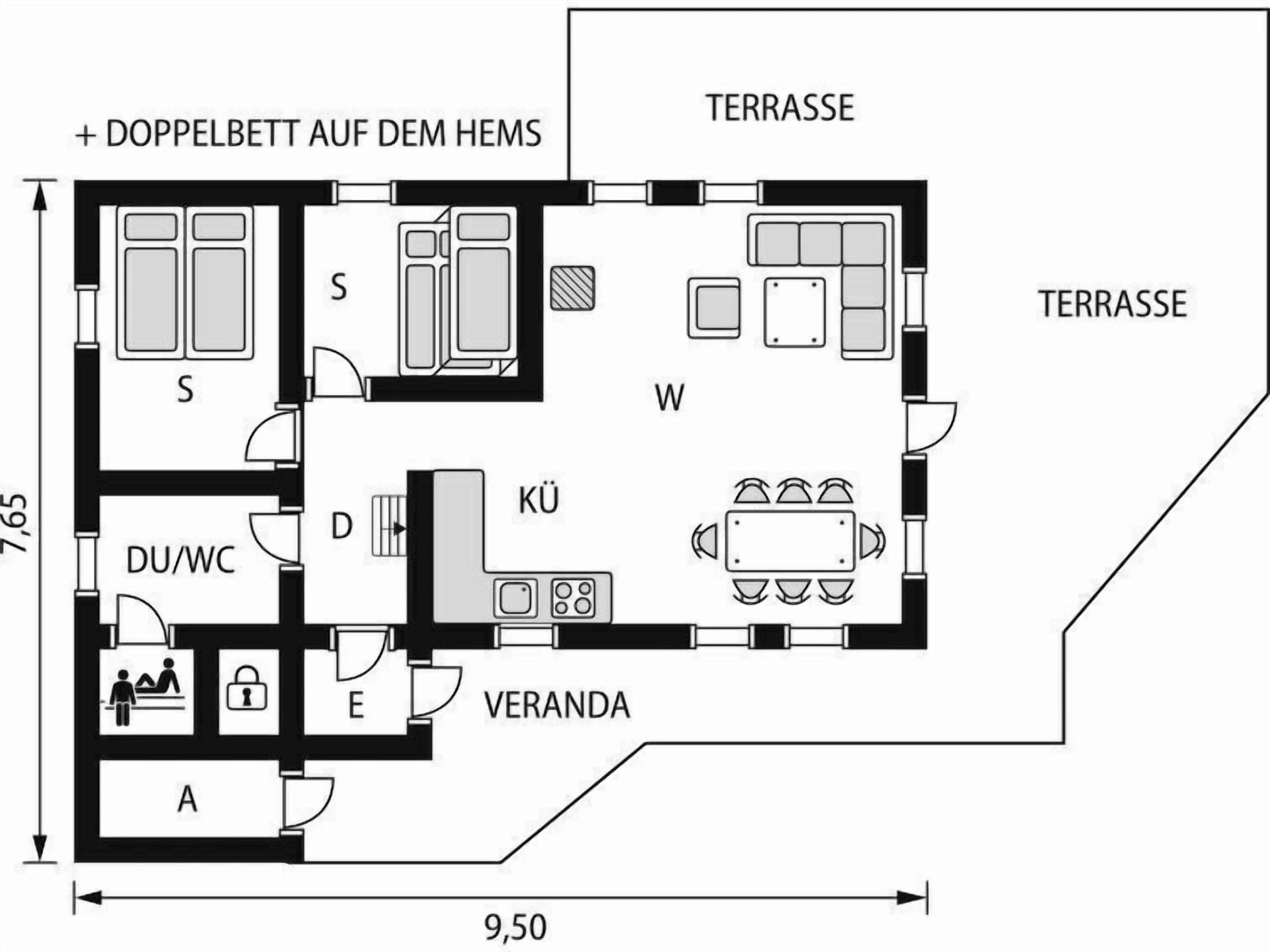Een plattegrond van een hotelkamer met een tweepersoonsbed, een kitchenette, een eethoek, een badkamer en een terras.