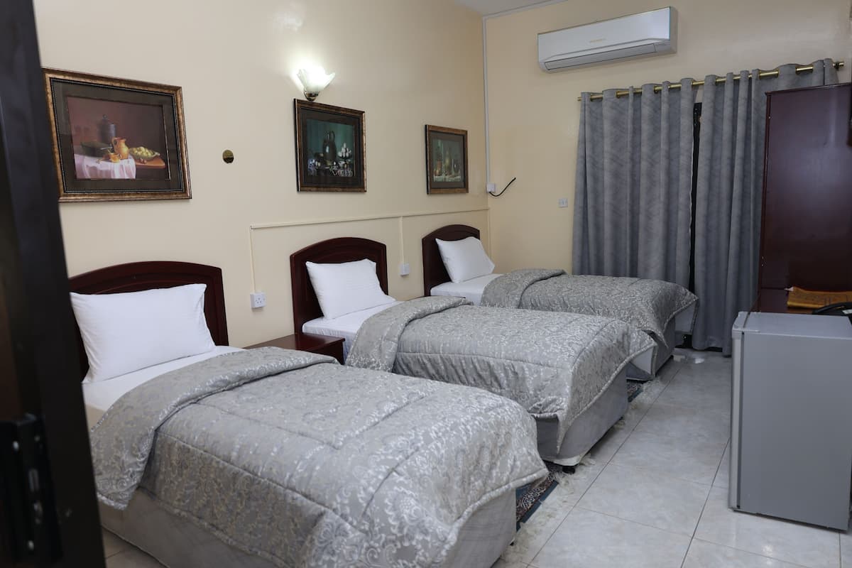 Habitación cuádruple básica | Wifi gratis