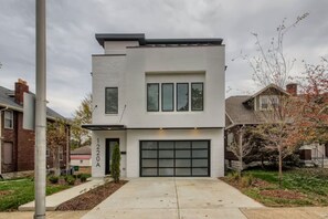 Exterior - 4 - Music Row Modern - The Music City Collection (Nashville)