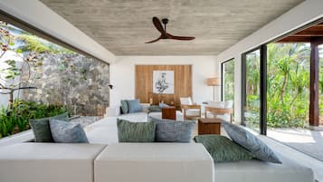 Ropa de cama de alta calidad y artículos del minibar gratis