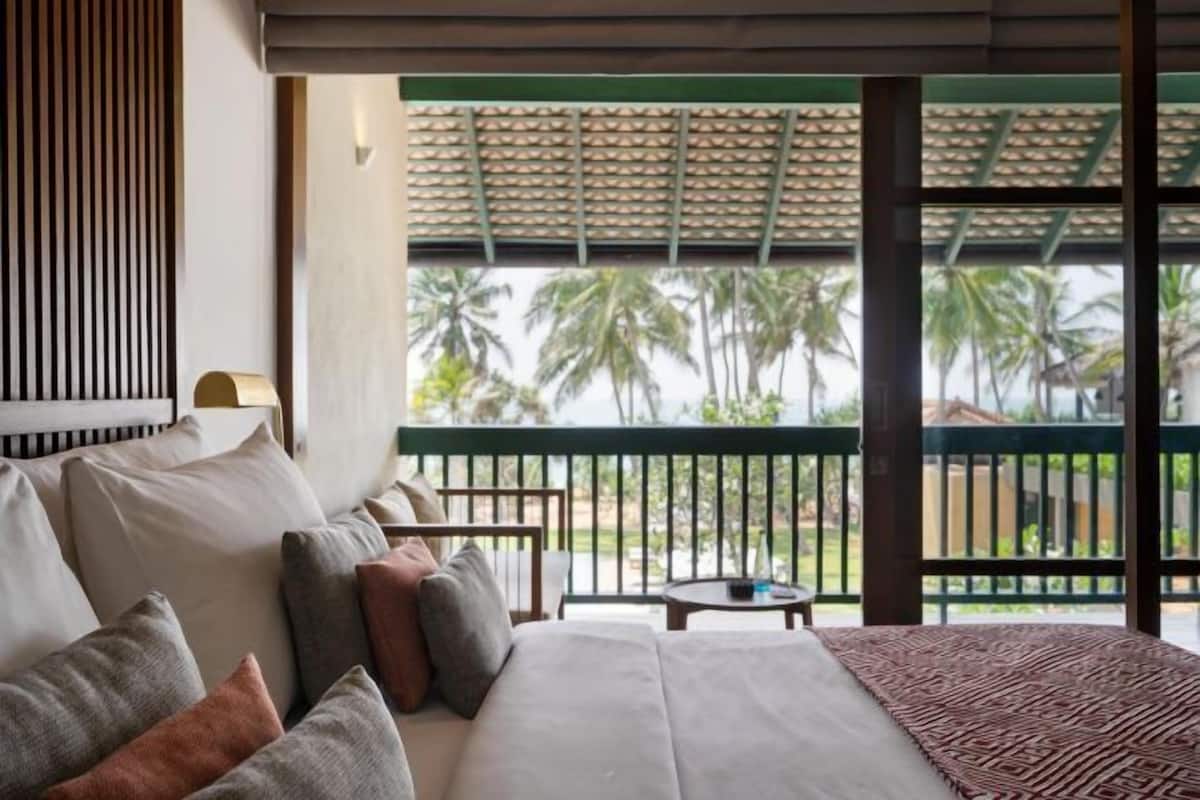 1 bedroom, Egyptian cotton sheets, premium bedding, minibar