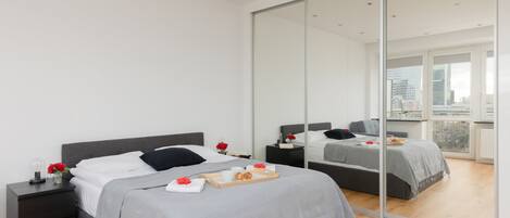 Fer et planche à repasser, Wi-Fi, draps fournis