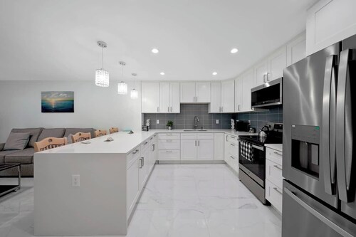 East Beach Apart by PMI unit 2