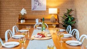 Dining - The Callala Hideaway (Callala Beach)