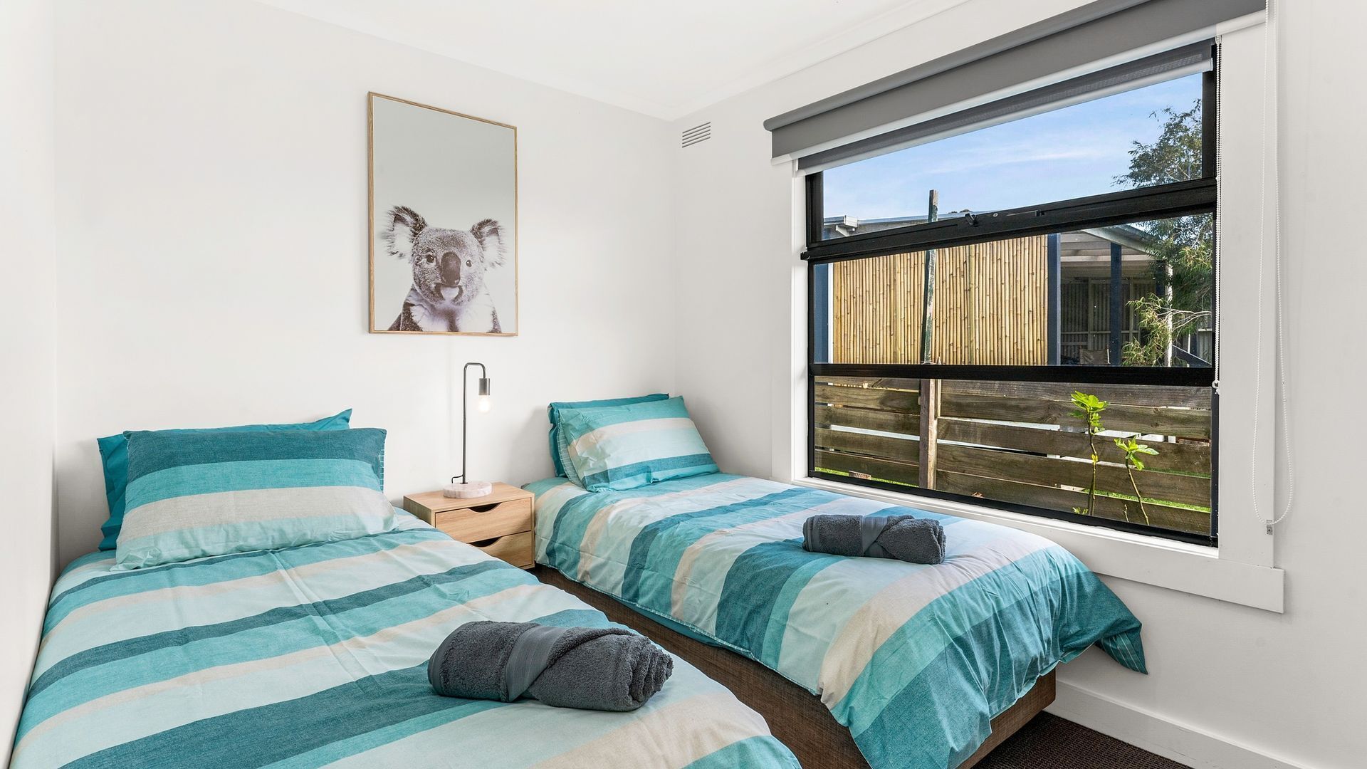 3 bedrooms, iron/ironing board, internet, bed sheets