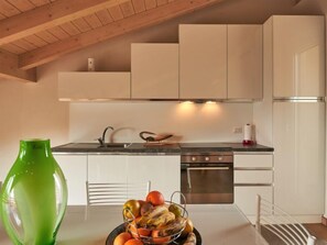 Fridge, microwave, oven, dishwasher - Giuseppina by Interhome (Besozzo)