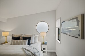 3 bedrooms, iron/ironing board, travel crib, WiFi
