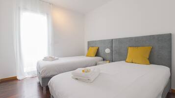 3 bedrooms, soundproofing, travel cot, free WiFi