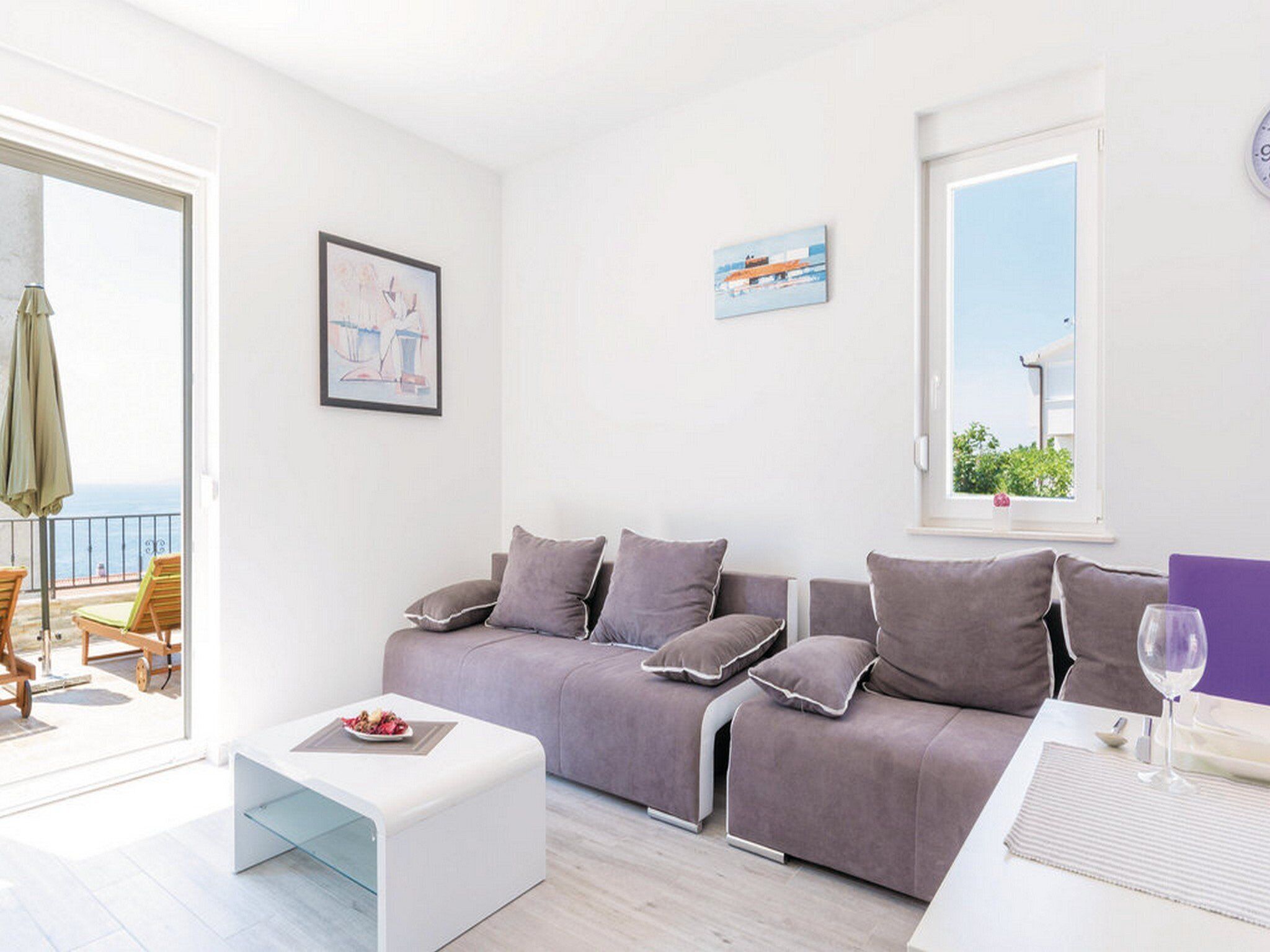 Appartement (Four Bedroom Holiday Home with Swimmi) | Salle de séjour