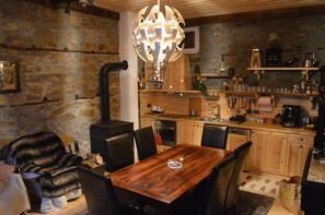 تناول الطعام