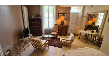 1 chambre, fer et planche Ă repasser, Wi-Fi