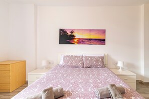 1 makuuhuone, silitysrauta/-lauta, ilmainen Wi-Fi, vuodevaatteet