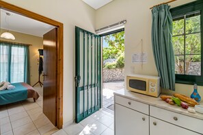 1 bedroom, iron/ironing board, free WiFi, bed sheets - Apartment "Nikoleta 1" with Sea View, Terrace & Wi-Fi (Lefkada)