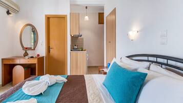 1 slaapkamer, een strijkplank/strijkijzer, gratis wifi, beddengoed