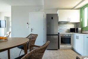 Fridge, microwave, oven, stovetop - Holiday Apartment "Joy Horizon" with Sea VIew, Balconies & Wi-Fi (kefalonia)