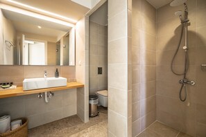 Shower, hair dryer, towels - Holiday Apartment "Joy Breeze" with Sea View, Balconies & Wi-Fi (kefalonia)