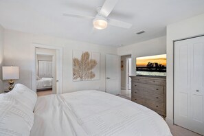 4 habitaciones, escritorio, wifi y ropa de cama 