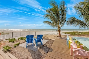 Beach - Beach Life: Gulf front Florida Cottage with gorgeous views! (Holmes Beach)