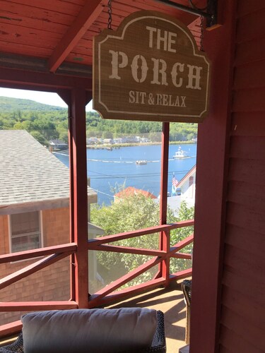 Alton Bay Winnipesaukee Cottage