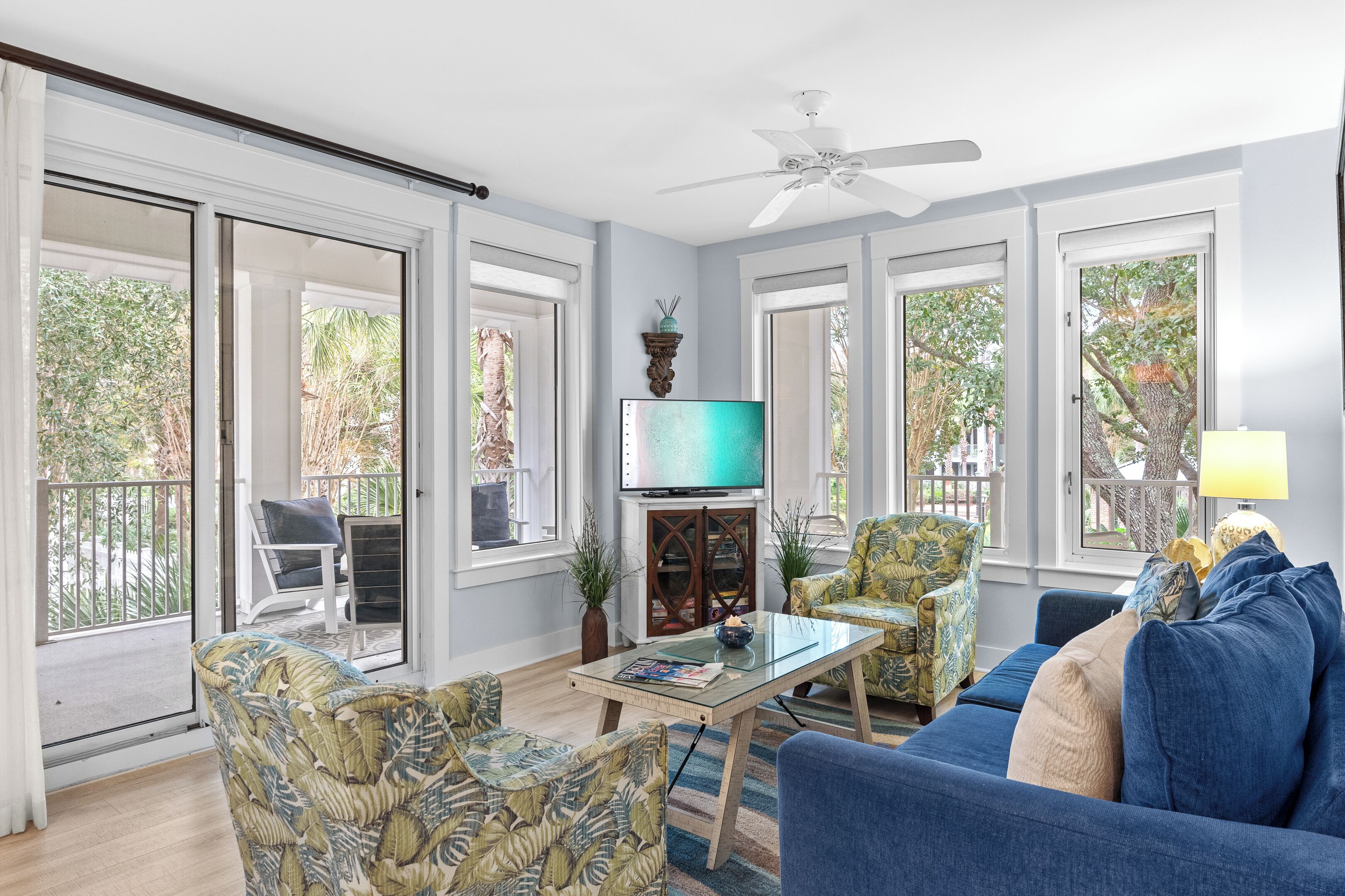 Smart TV y reproductor de DVD 